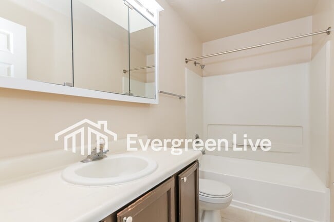 Building Photo - 6500 Loblolly Dr