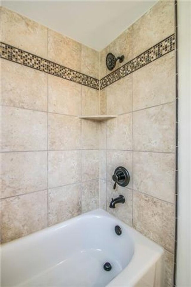 Building Photo - Stunning Renovated 1940s Home in Prime Eas...