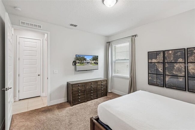 Building Photo - 310 Pendant Ct