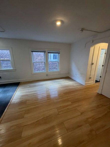 Building Photo - 1384 W 83rd St