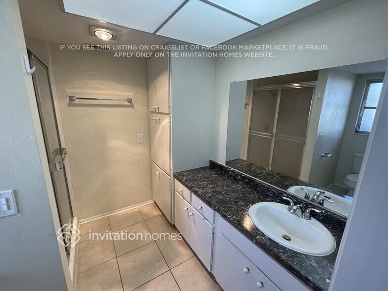 Building Photo - 3729 Allenwood St