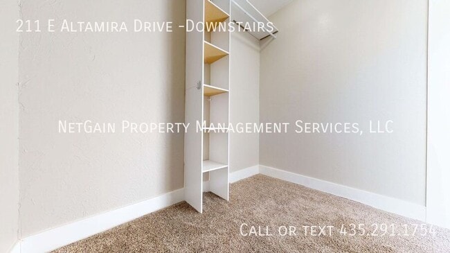 Building Photo - 211 E Altamira Dr