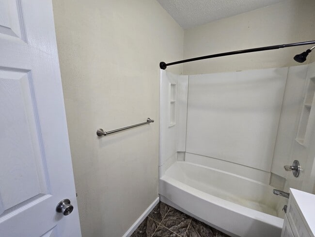 Building Photo - 330 Cottage St