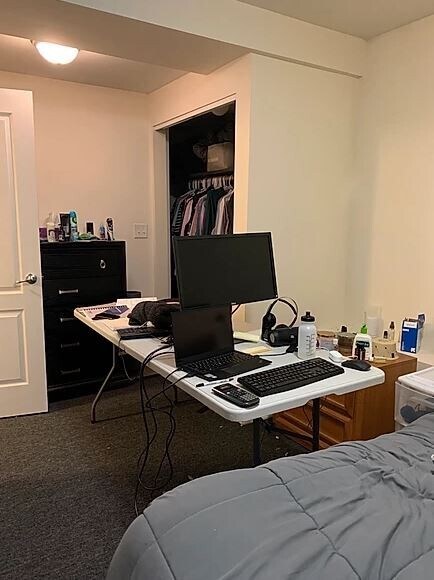 Building Photo - 851 W Fletcher St