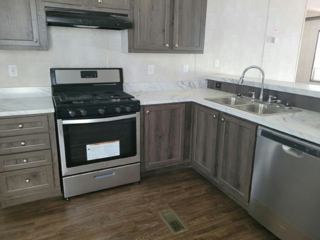 Building Photo - 228 Cardinal Ln
