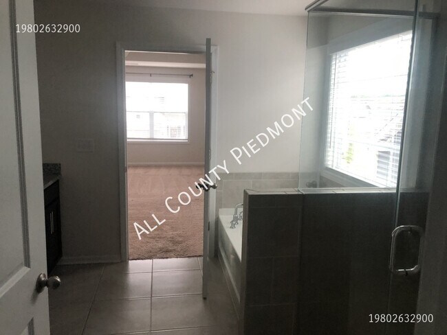 Building Photo - 1509 Cambria Ct