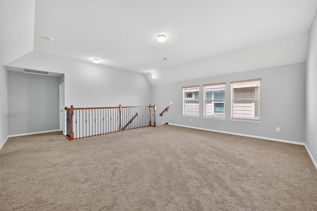 Building Photo - 20718 Bandrock Terrace