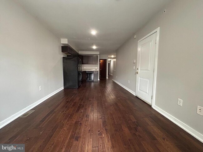 Primary Photo - 1702 N 18th St