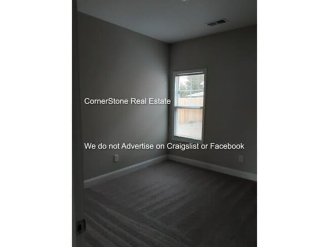 Building Photo - 103 Jude Ct