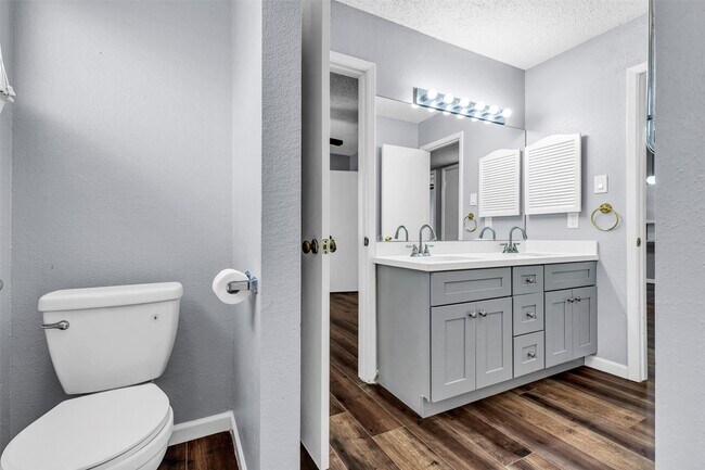 Building Photo - 3407 Pecan Point Dr