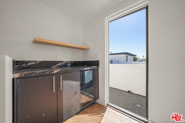 Building Photo - 13692 Erwin St