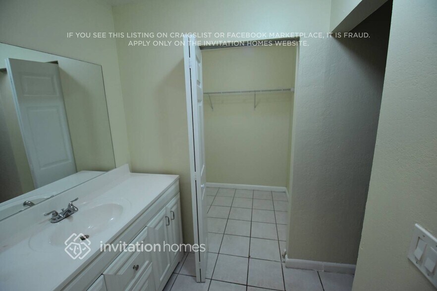 Building Photo - 20030 NW 58th Ave