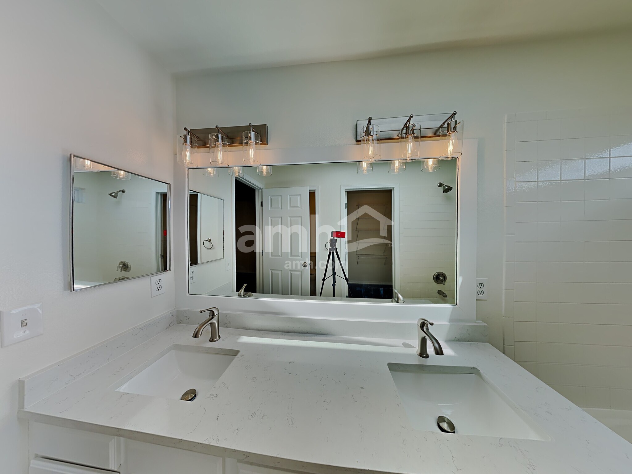 Building Photo - 1545 Gumwood Dr