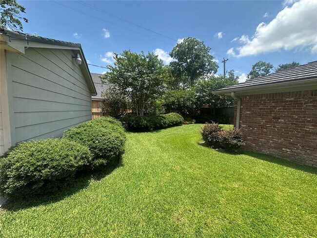 Building Photo - 12718 Taylorcrest Rd