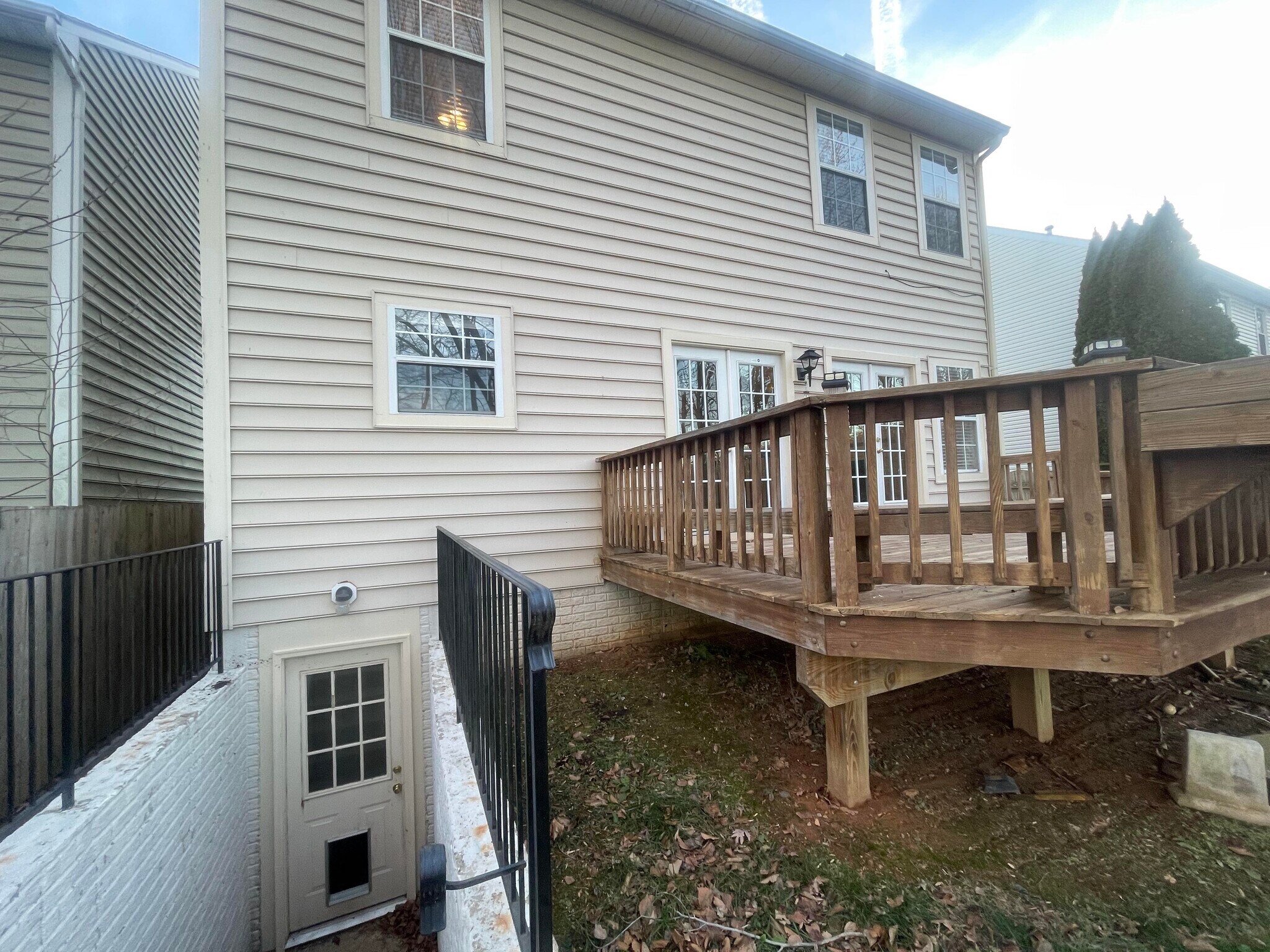 Building Photo - 16 Regency Dr