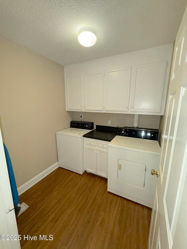 Building Photo - 3408 Eli Joyner Ln