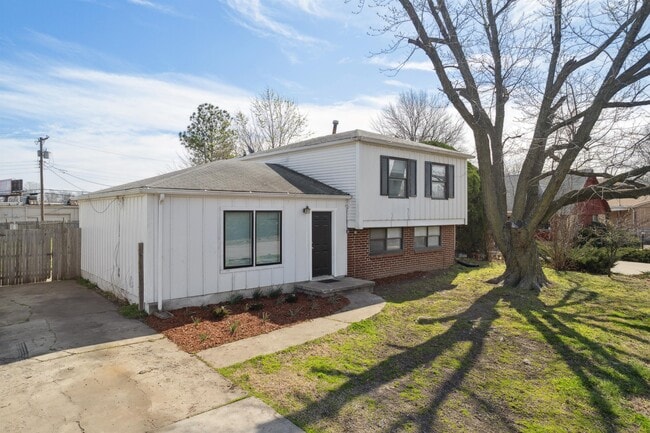 Building Photo - 2129 S 103rd E Ave