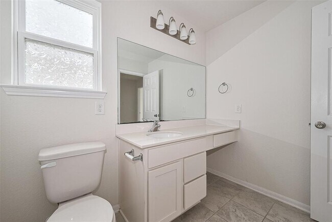 Building Photo - 25406 Cheshire Knoll St