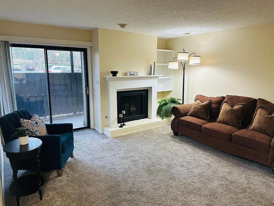 Building Photo - 3932 Cedar