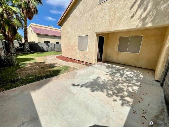 Building Photo - 10736 Calle Raquel