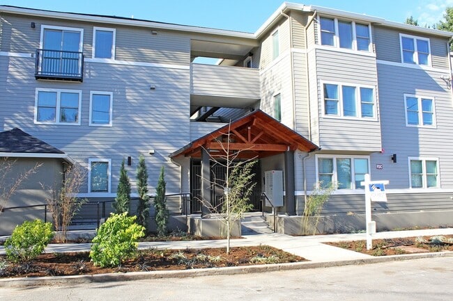 Building Photo - 6195 N Minnesota Ave