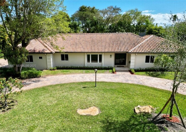 Building Photo - 11401 SW 67th Ave