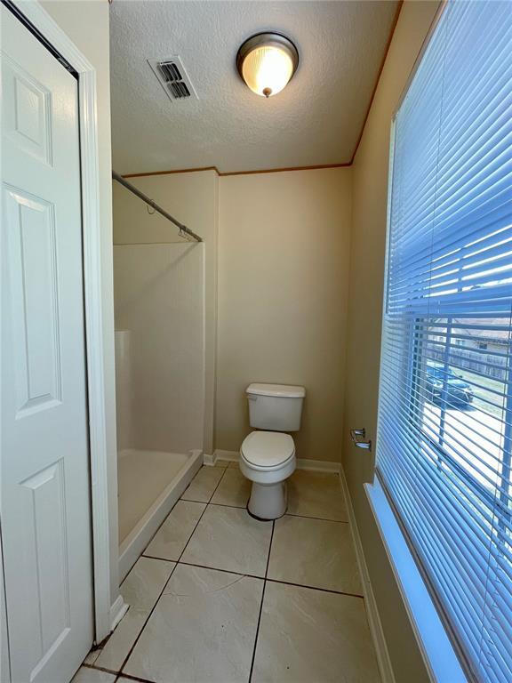 Building Photo - 1304 Dover Dr