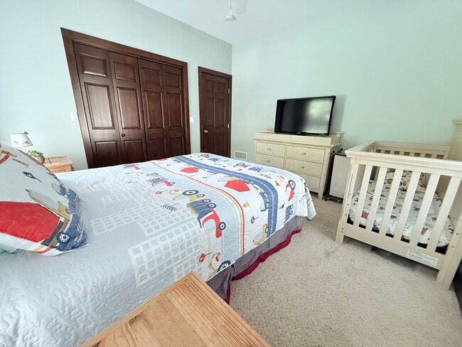 Building Photo - 271 Black Bear Dr