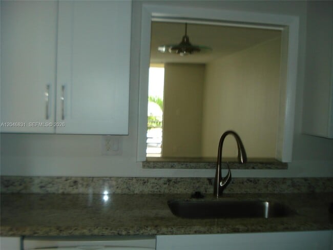 Building Photo - 408 NW 68th Ave