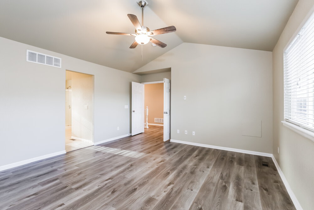 Building Photo - 3768 Deer Valley Dr