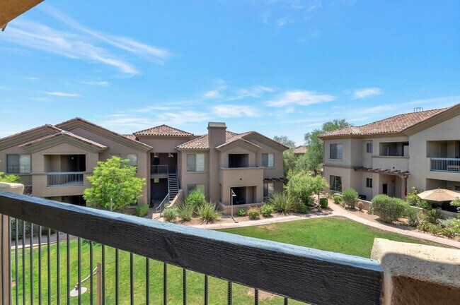 Building Photo - Luxury DC Ranch Condo - Walk to Market Street