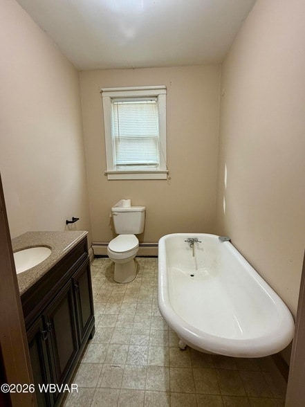 Building Photo - 212 Montour St N