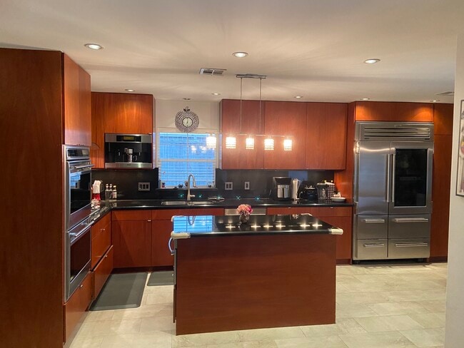 Building Photo - 5232 Piping Rock Ln