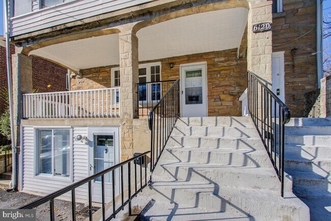 Primary Photo - 6120 41st Ave