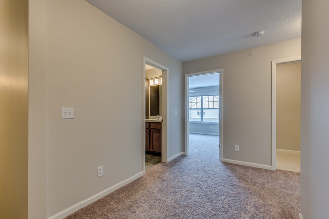 Building Photo - lease in Zimmerman:  3bd 2ba 2car garage townhome