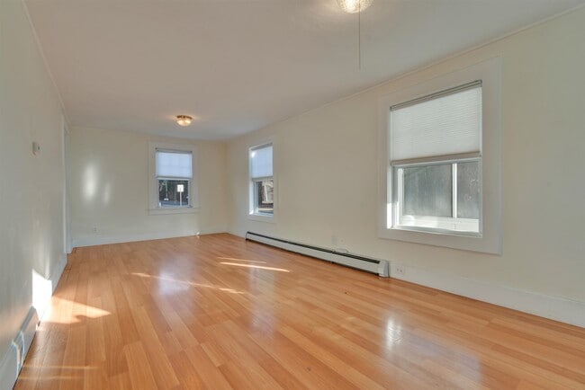 Building Photo - 132 NH-108