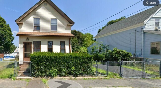 Primary Photo - Charming 3BR House in Lowell