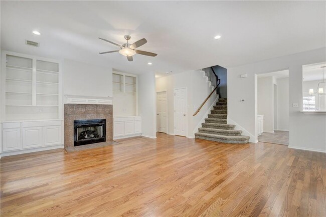 Building Photo - 2614 Kinney Oaks Ct