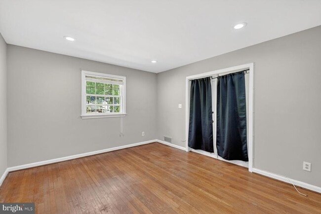 Building Photo - 5109 Blue Ridge Ave