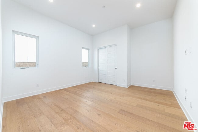 Building Photo - 11770 Hillsborough Ln