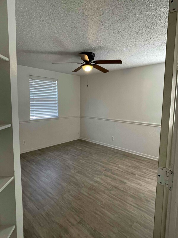 Building Photo - 205 E 22nd St