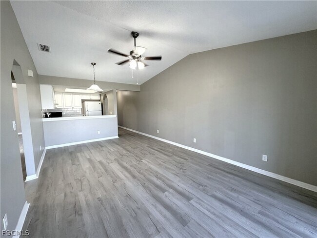 Building Photo - 823 Gleason Pkwy