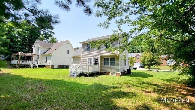 Building Photo - 1316 Ujamaa Dr