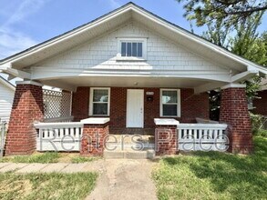 Building Photo - 517 S 40th W Ave