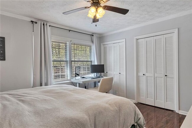 Building Photo - 8 Arpege Way NW