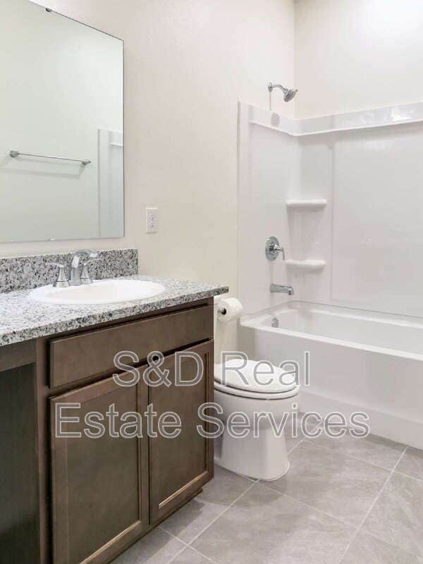 Building Photo - 8476 Monterey Pne Wy