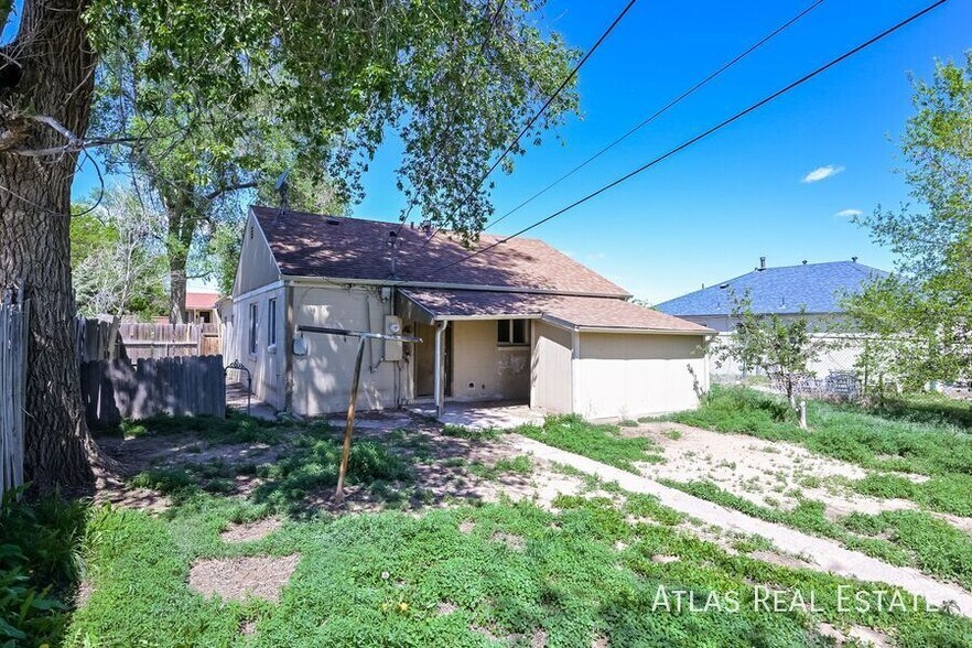 Building Photo - 3340 N Dexter Ct