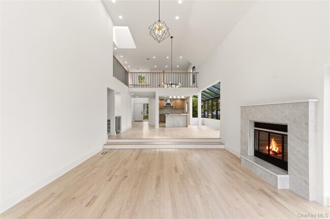 Building Photo - 67 Short Way