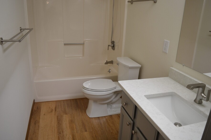 Building Photo - 2668 Mutchler Rd