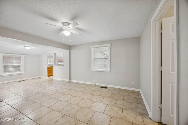 Building Photo - 3502 Fleet St